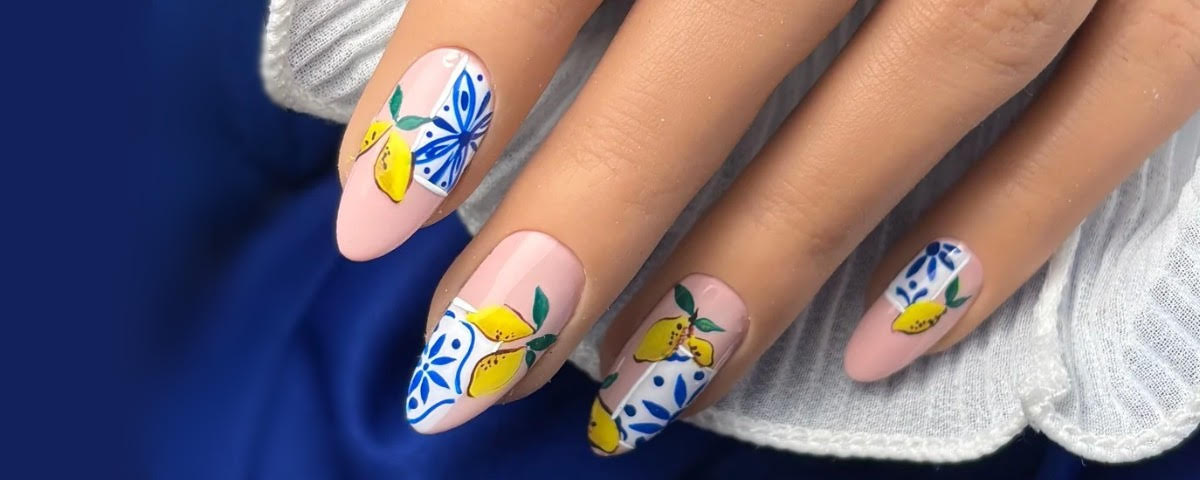 summer and nails