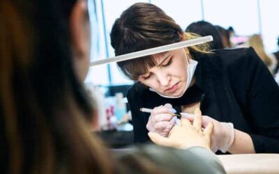 How to Become a Qualified Nail Technician in the UK: A Beginner’s Guide